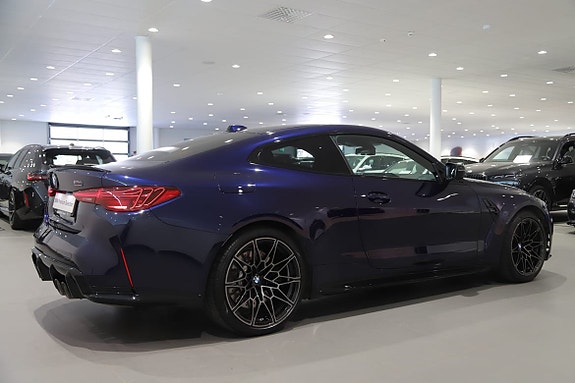 BMW M4 7 of 17