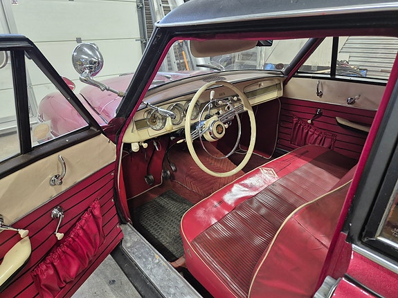 Borgward Isabella 5 of 12