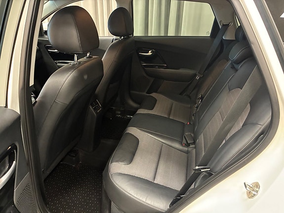 Kia Niro 8 of 12