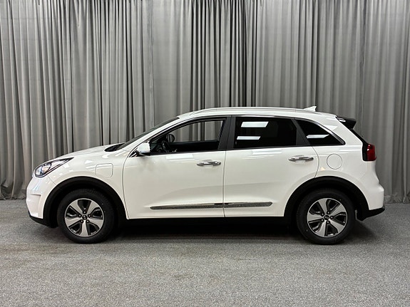 Kia Niro 2 of 5
