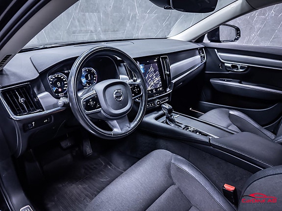 Volvo S90 11 of 30