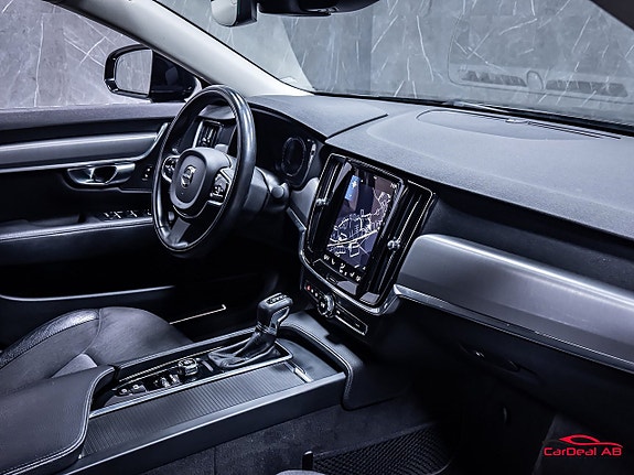 Volvo S90 13 of 30