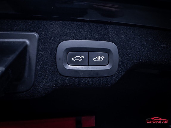 Volvo S90 18 of 30