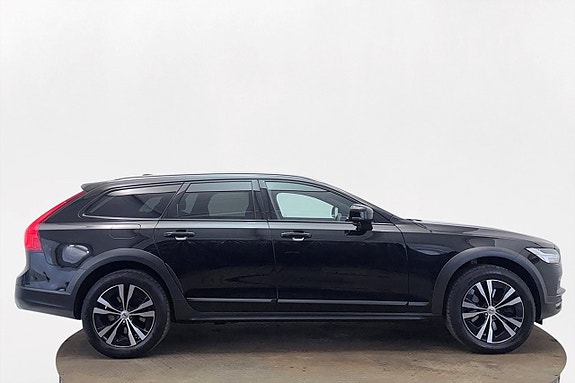 Volvo V90 Cross Country 5 of 5