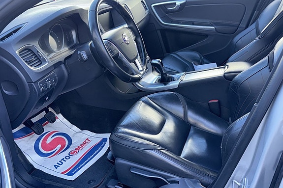Volvo V60 7 of 13