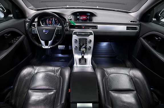 Volvo V70 15 of 21