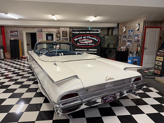 Ford Galaxie 3 of 25