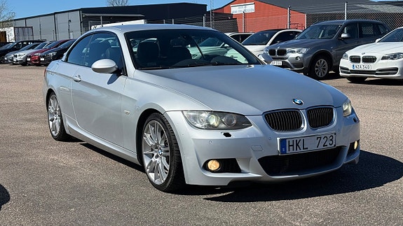 BMW 335i 3 of 5