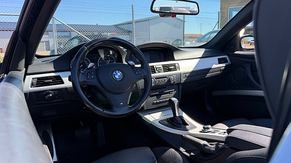 BMW 335i 15 of 30