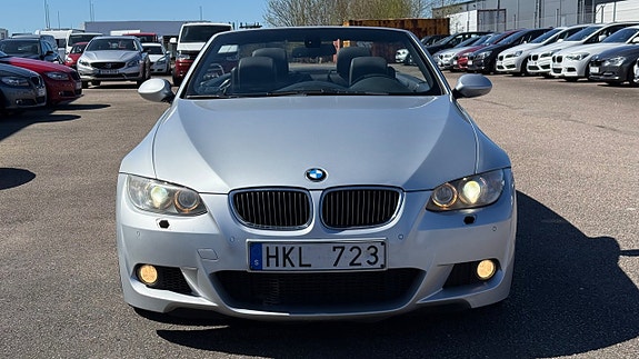 BMW 335i 9 of 30