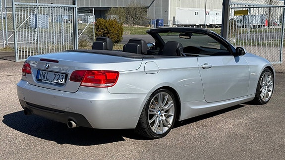 BMW 335i 11 of 30