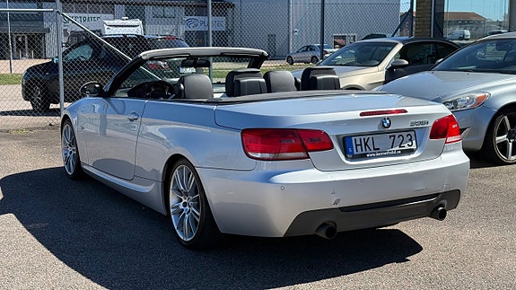 BMW 335i 13 of 30