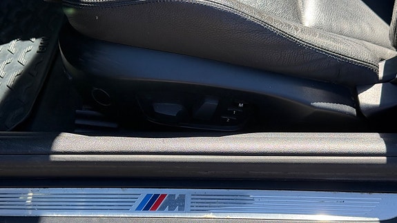 BMW 335i 18 of 30