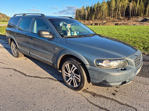 Volvo XC70 4 of 7