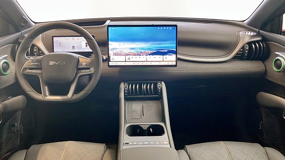 BYD Atto 3 4 of 5