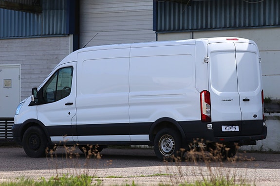 Ford Transit 4 of 5