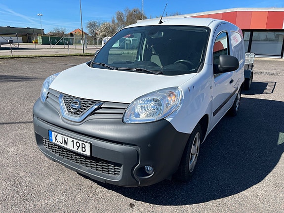 Nissan NV250