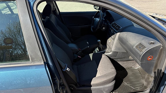 Ford Mondeo 6 of 11