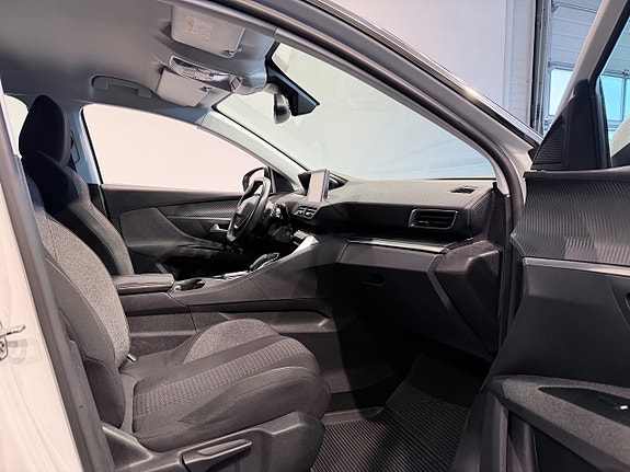 Peugeot 5008 9 of 12