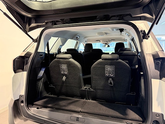 Peugeot 5008 6 of 12