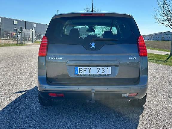 Peugeot 5008 5 of 5