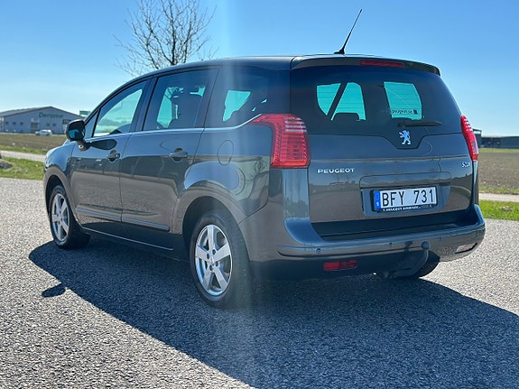 Peugeot 5008 6 of 17