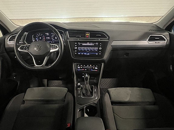 Volkswagen Tiguan 17 of 25