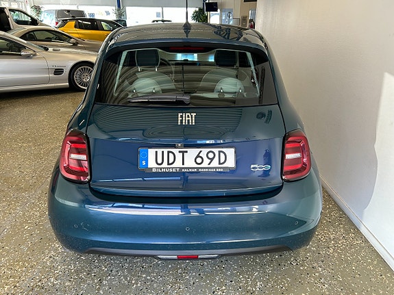 Fiat 500e 5 of 8