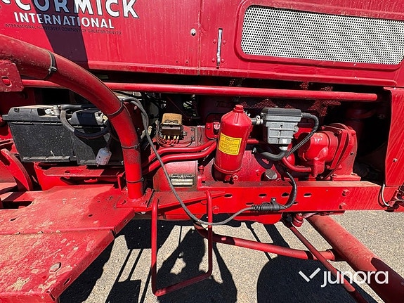 Traktor - McCormick International, B 614 14 of 30