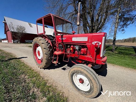 Traktor - McCormick International, B 614 7 of 30