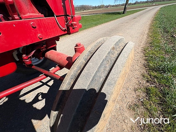 Traktor - McCormick International, B 614 13 of 30