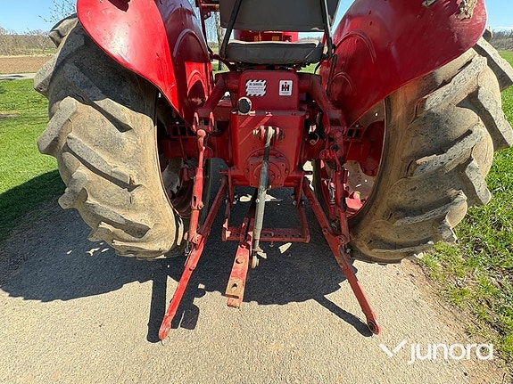 Traktor - McCormick International, B 614 23 of 30