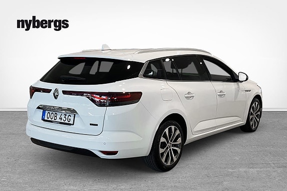 Renault Megane E-Tech 4 of 10