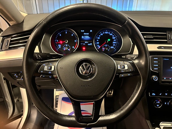 Volkswagen Passat Alltrack 7 of 20