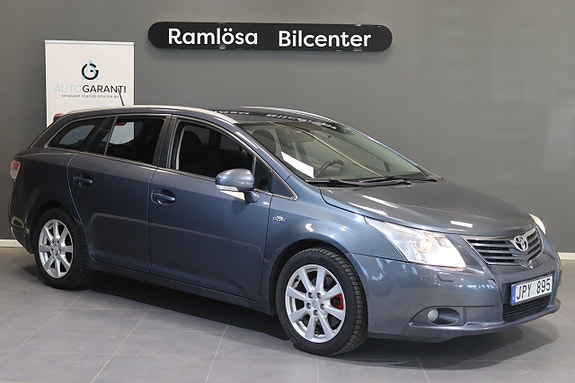 Toyota Avensis 5 of 5