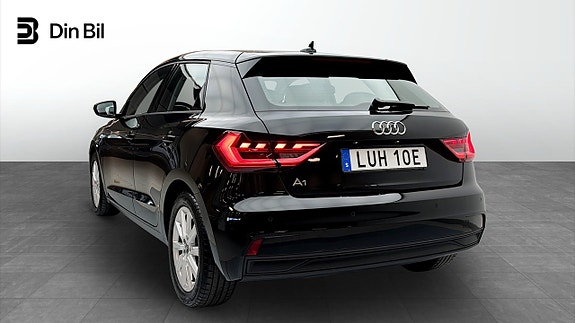 Audi A1 3 of 5