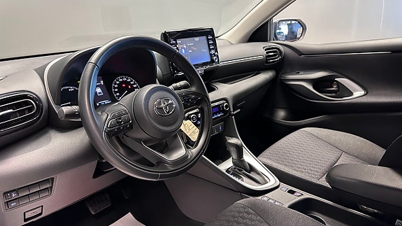 Toyota Yaris 6 of 22