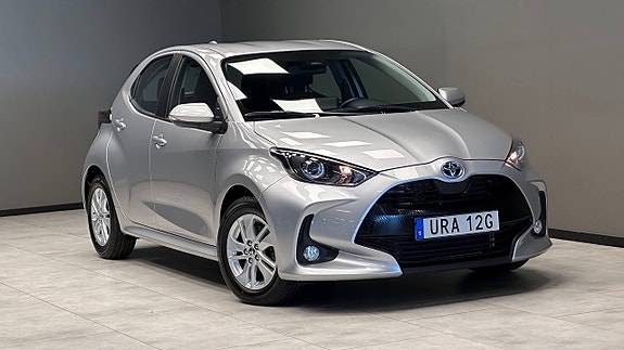 Toyota Yaris 19 of 22