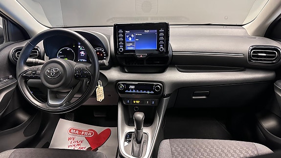 Toyota Yaris 15 of 22