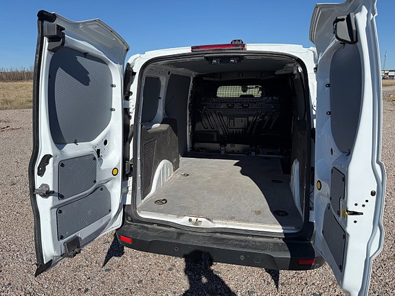 Ford Transit Connect 5 of 11