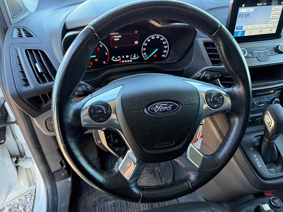 Ford Transit Connect 8 of 11