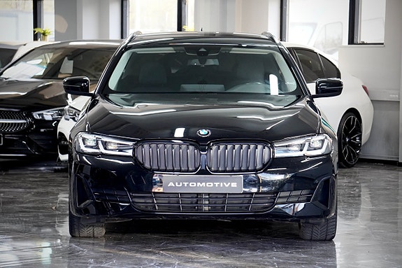 BMW 520d 2 of 5