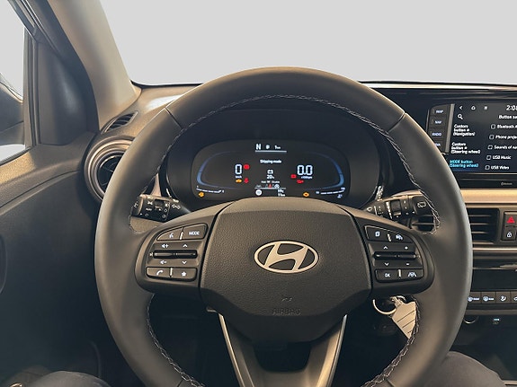 Hyundai i10 4 of 5