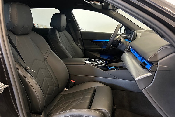 BMW 530e 17 of 23