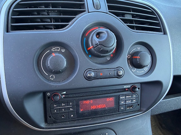 Renault Kangoo Express 11 of 11