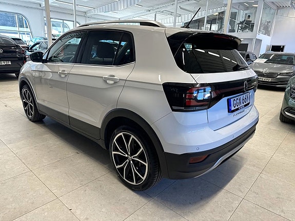 Volkswagen T-Cross 4 of 17