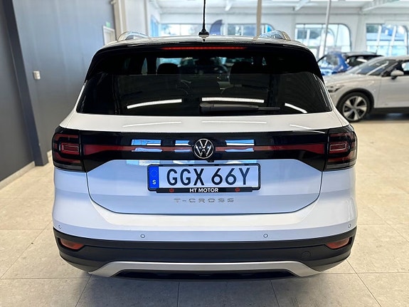 Volkswagen T-Cross 5 of 17