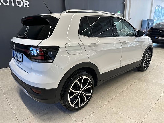 Volkswagen T-Cross 7 of 17