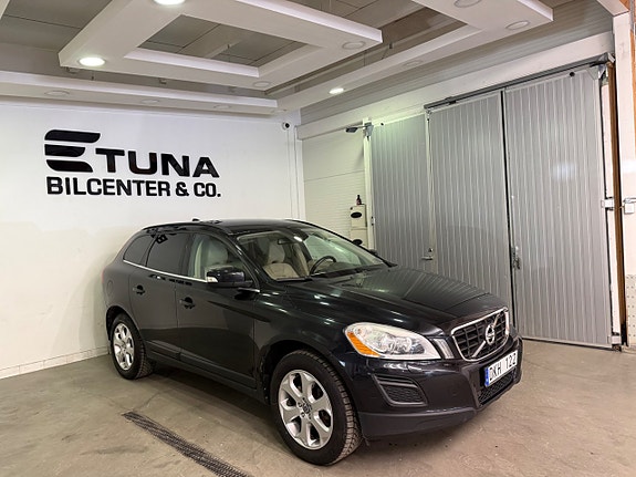 Volvo XC60 3 of 5