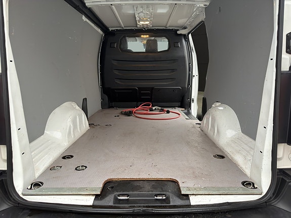 Citroen E-Jumpy 12 of 30